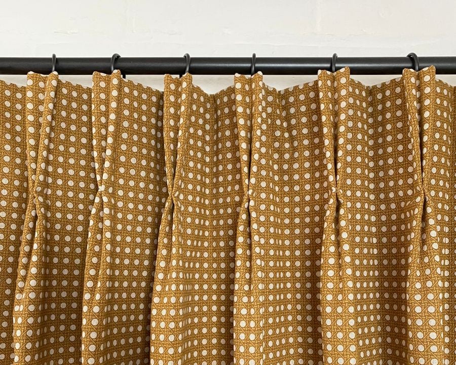 Double Pleat Curtain Pole Hang Tinsmiths Ledbury