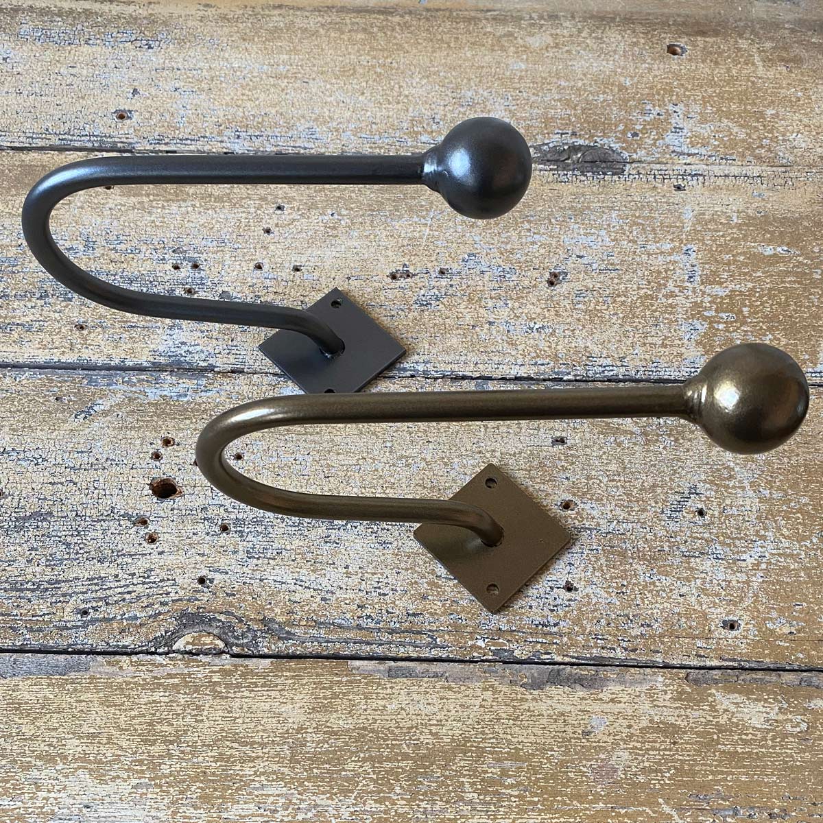 Curtain Holdback in Bronze or Graphite Grey - Image 1