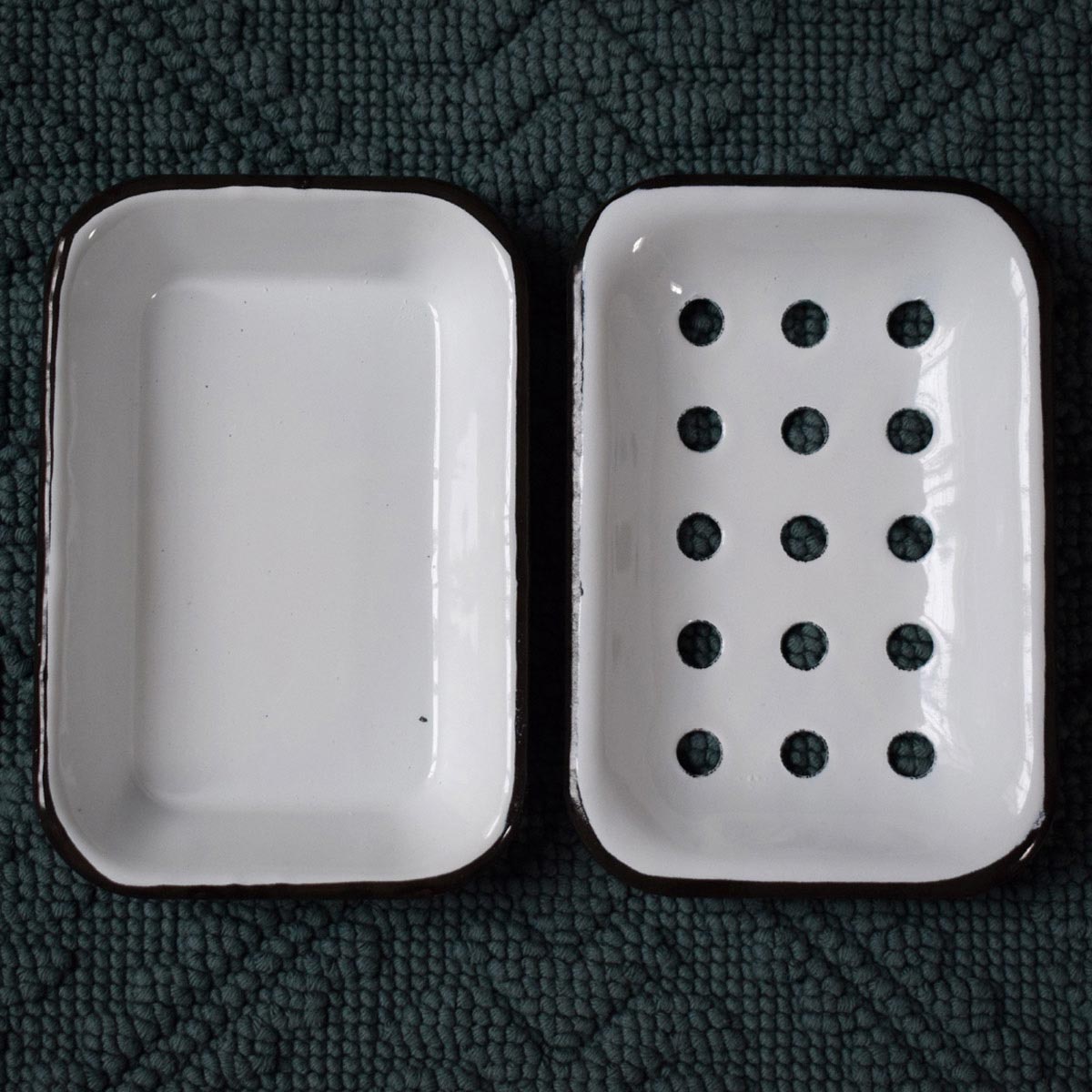Enameled Two-Part Soap Dish - Image 3