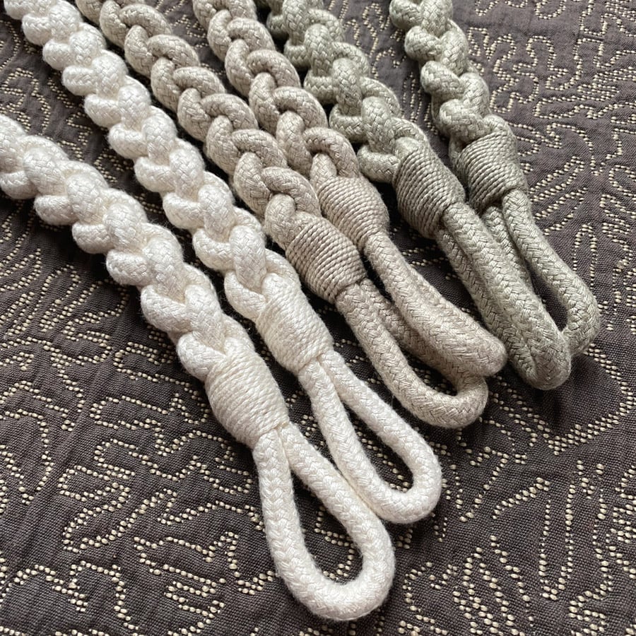 Entwined Cord Tieback