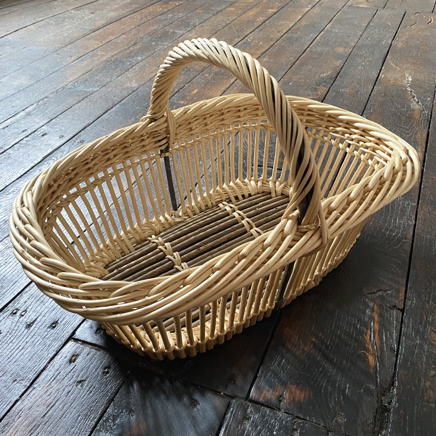 Jenny Crisp Fitched Arm Basket JCSOR17