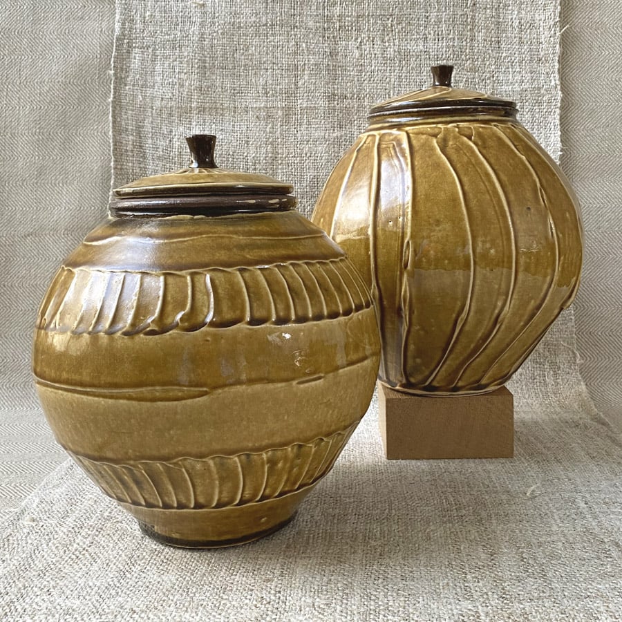 Kat Wheeler Large Jar - Tan KWJT2 - Image 5