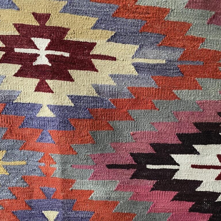 Antique Turkish Kilim Rug - MKDEC1 - Image 3