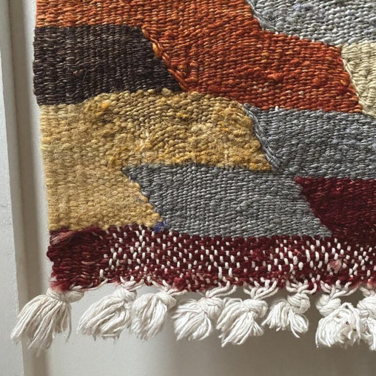 Antique Turkish Kilim Rug - MKDEC1 - Image 2