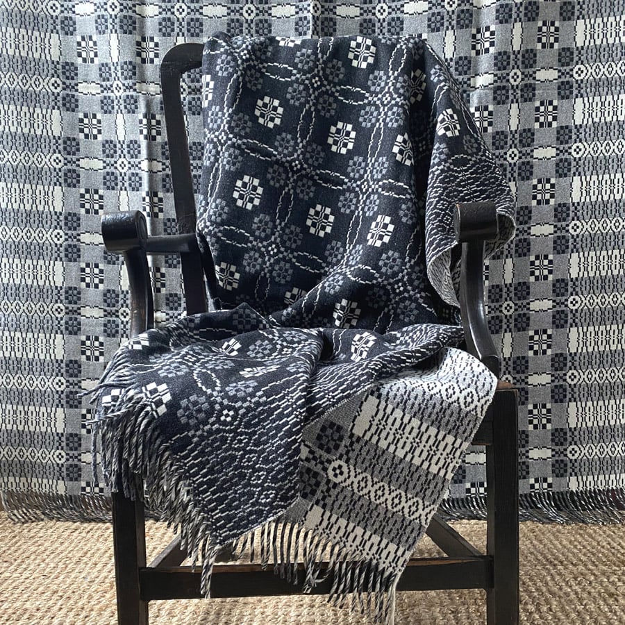 Penmachno Wool Blanket - Image 5