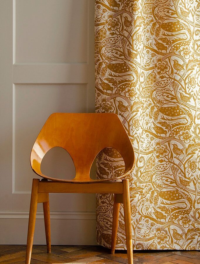 Mark Hearld Wren - Ochre Heavyweight Linen - Image 6