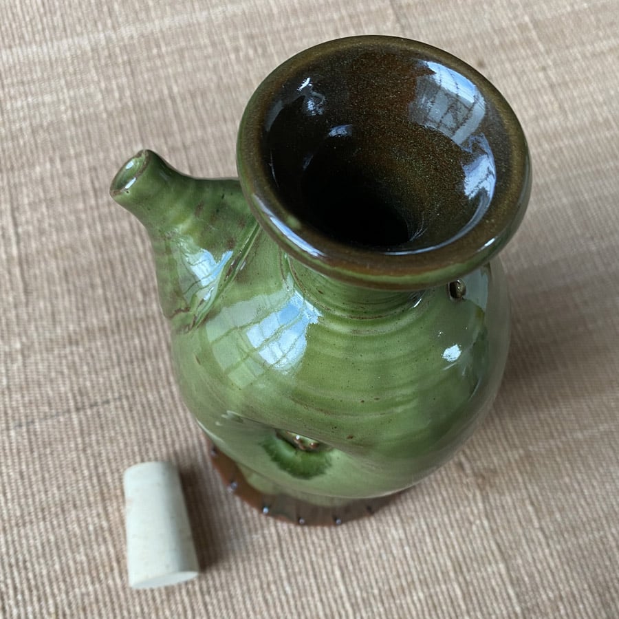 Mike Parry Oil Pourer - Green - Image 3