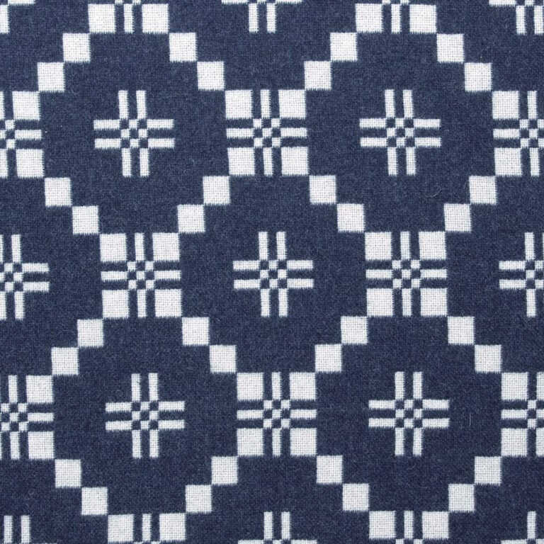 St David's Cross Welsh Throw - Nos - Image 2