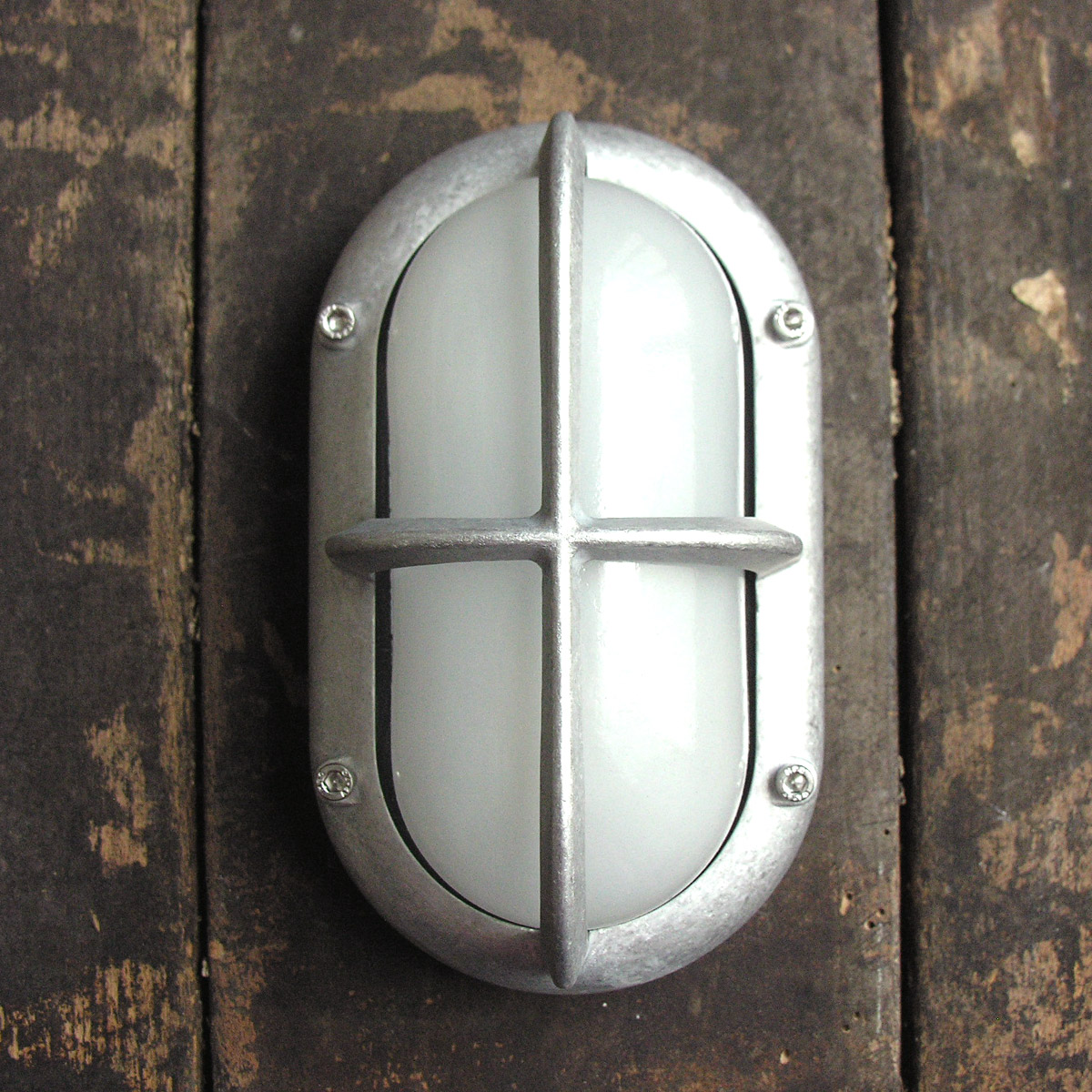 Oval Bulkhead Light with Crossguard - Image 1