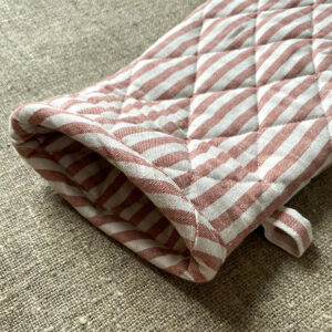 Gingham Oven Glove - Image 3