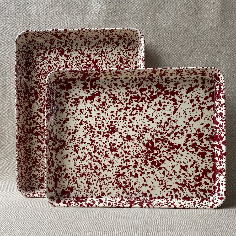 Enamelware Rectangle Tray - Burgundy and Cream