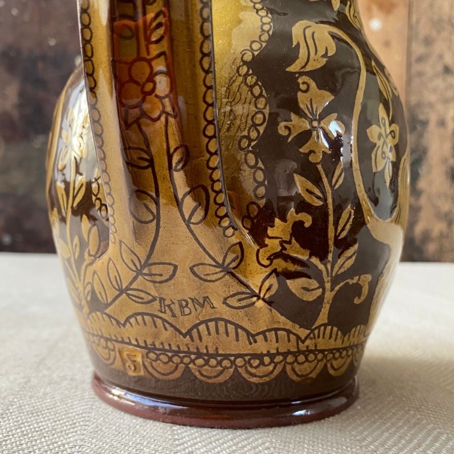 Katie B Morgan Slipware Jug - Lion, Unicorn and Crown SORKJ5 - Image 6