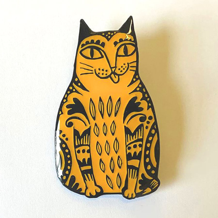 Enamel Badge - Sitting Kitty