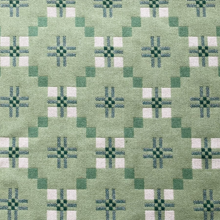 St David's Cross Welsh Throw - Deilin Green - Image 2