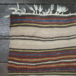 Large Vintage Baukesir Rug TBDEC - Image 4