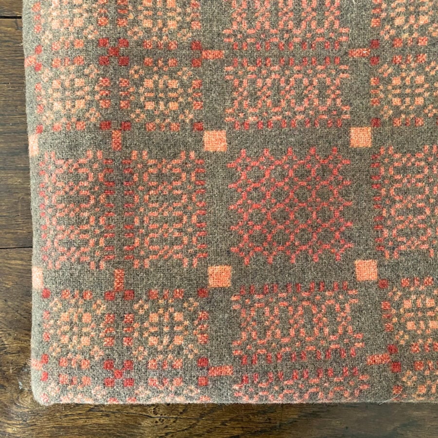 Knot Garden Welsh Throw - Copper