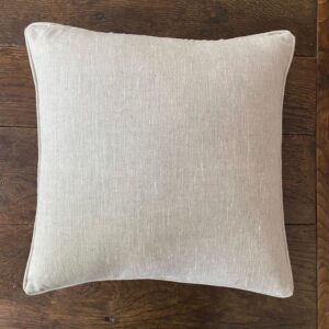 Ledbury Elizabethan Linen Cushion - Image 3