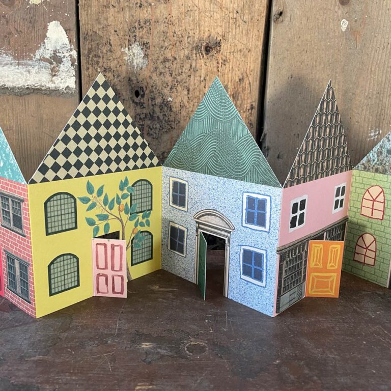 House Concertina Card - Image 2