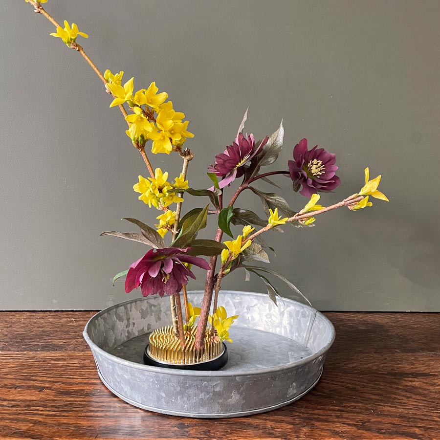 Niwaki Ikebana Flower Frog - Round