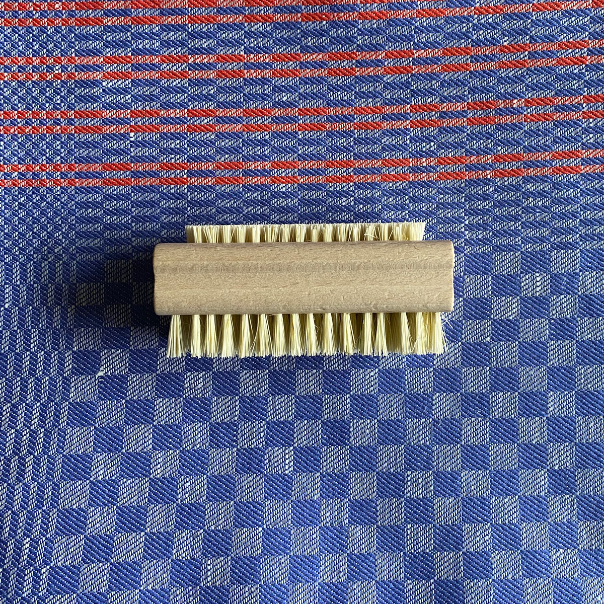 Beechwood Nailbrush - Image 1