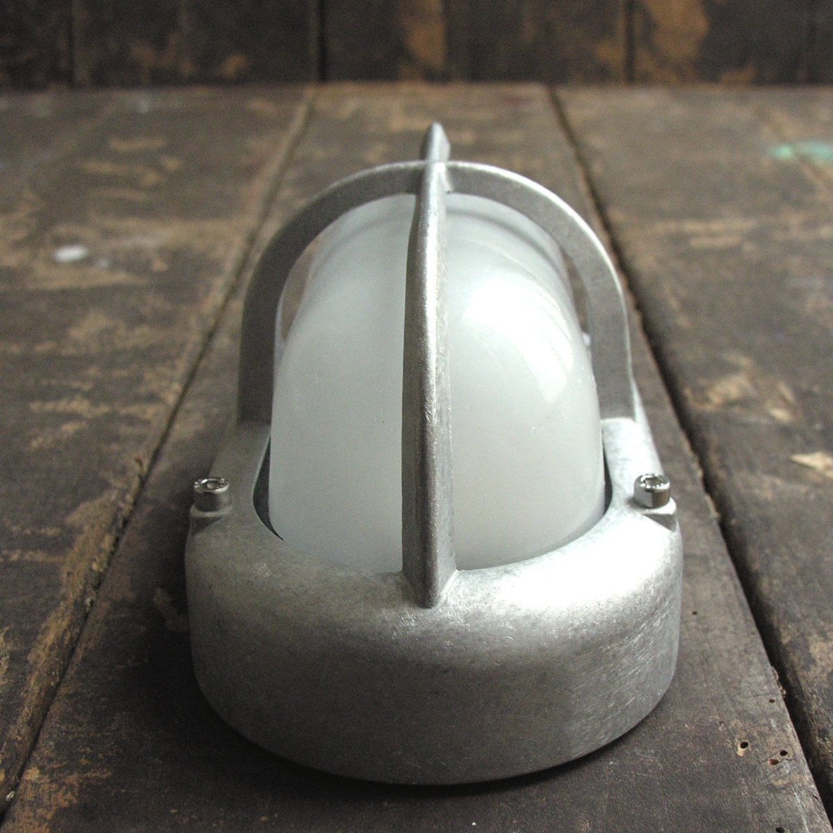 Oval Bulkhead Light with Crossguard - Image 3
