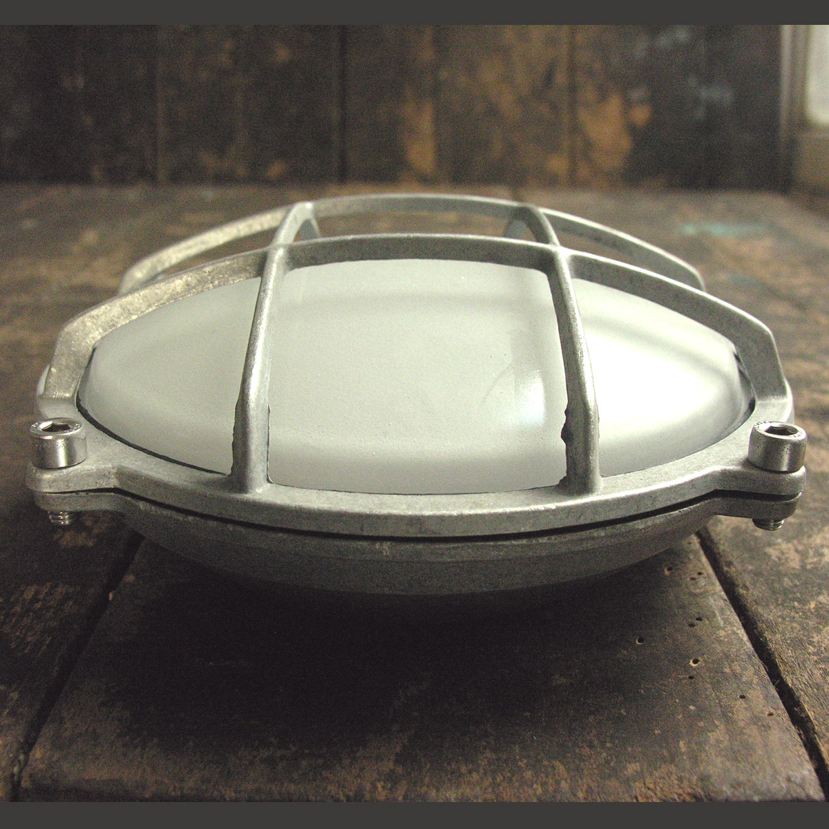 Round Bulkhead Light - Image 2
