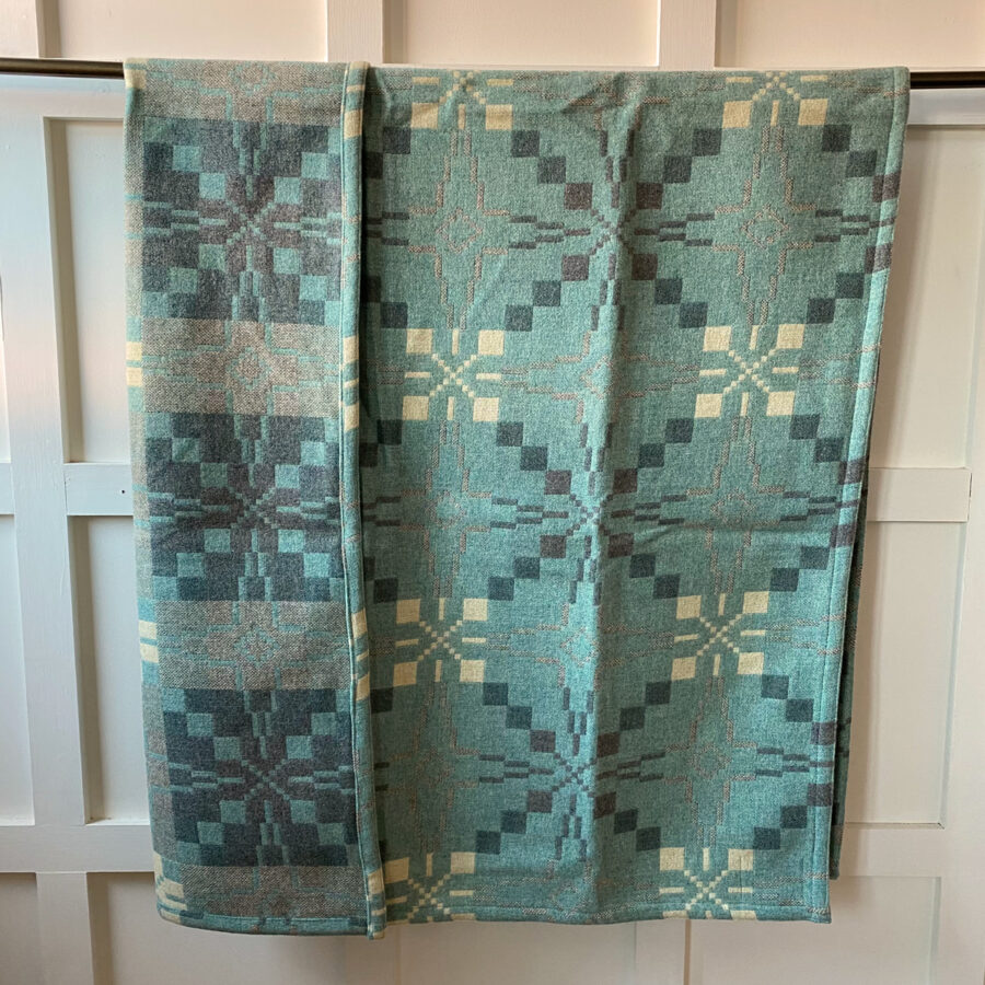 Vintage Star Welsh Throw - Seagreen - Image 5