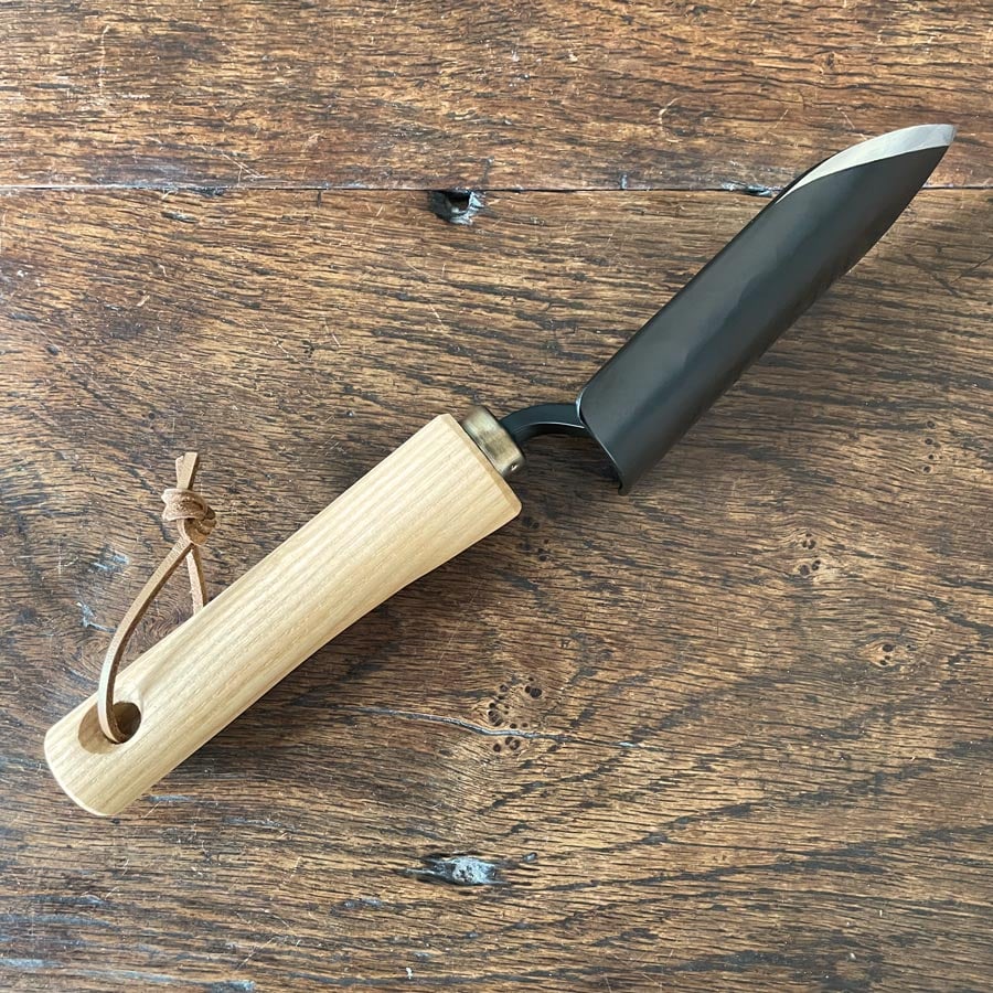 Niwaki Hand Forged Trowel - Image 2