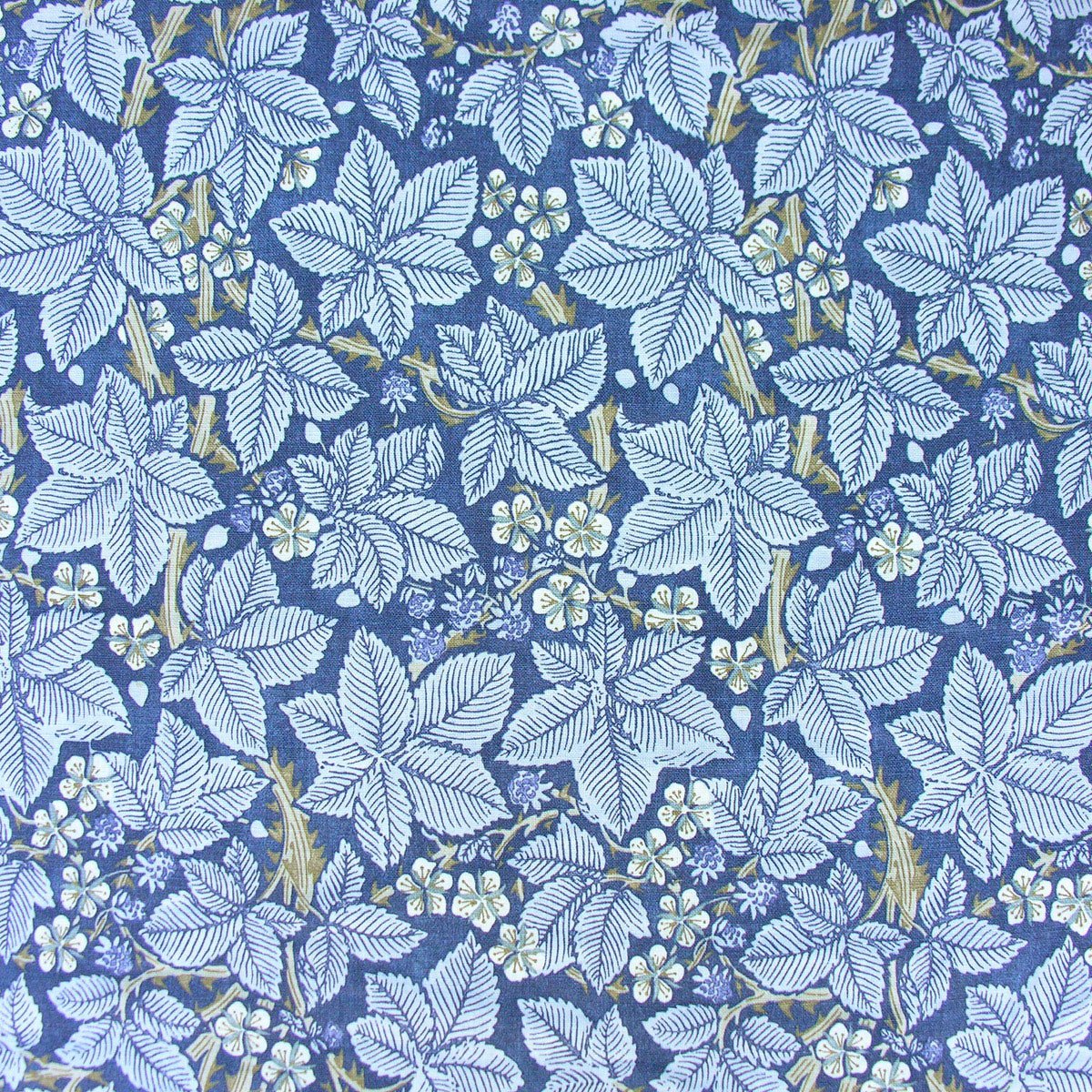 William Morris Bramble - Indigo and Mineral - Image 2