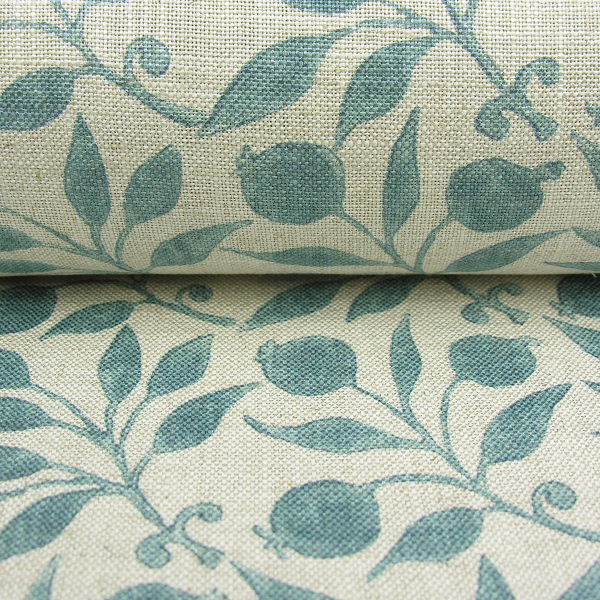 William Morris Rosehip - Mineral Blue - Image 3