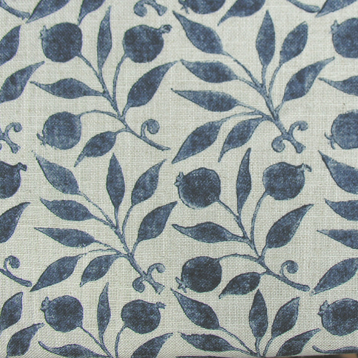 William Morris Rosehip - Indigo - Image 2