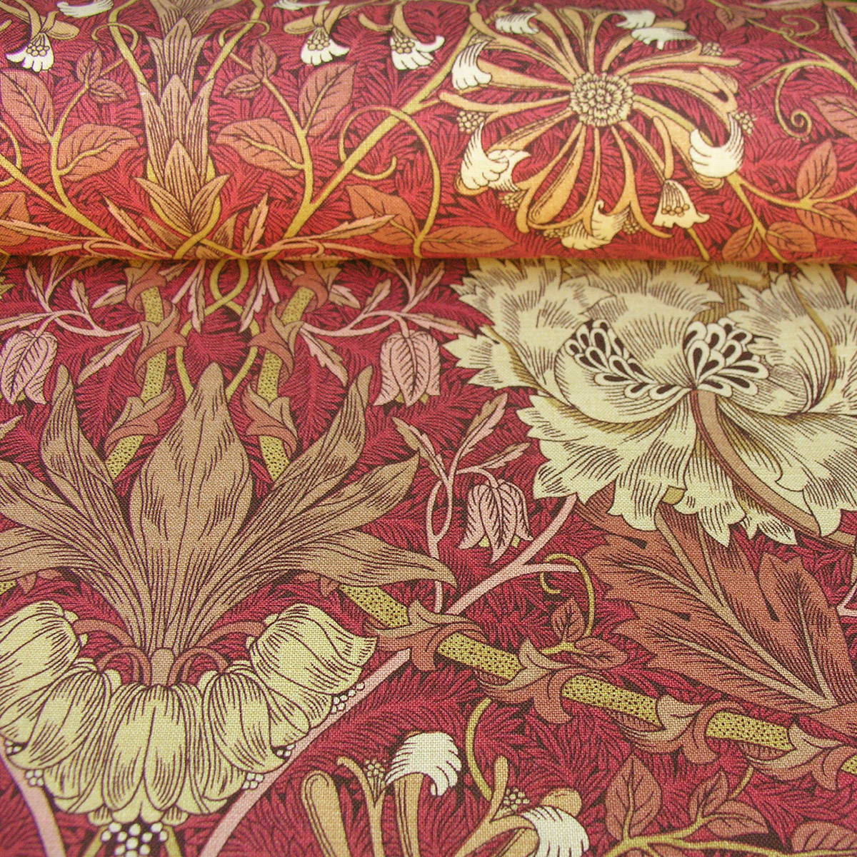 William Morris Honeysuckle & Tulip - Brick and Russet - Image 3