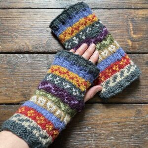 Thick Fairisle Mittens - Image 3