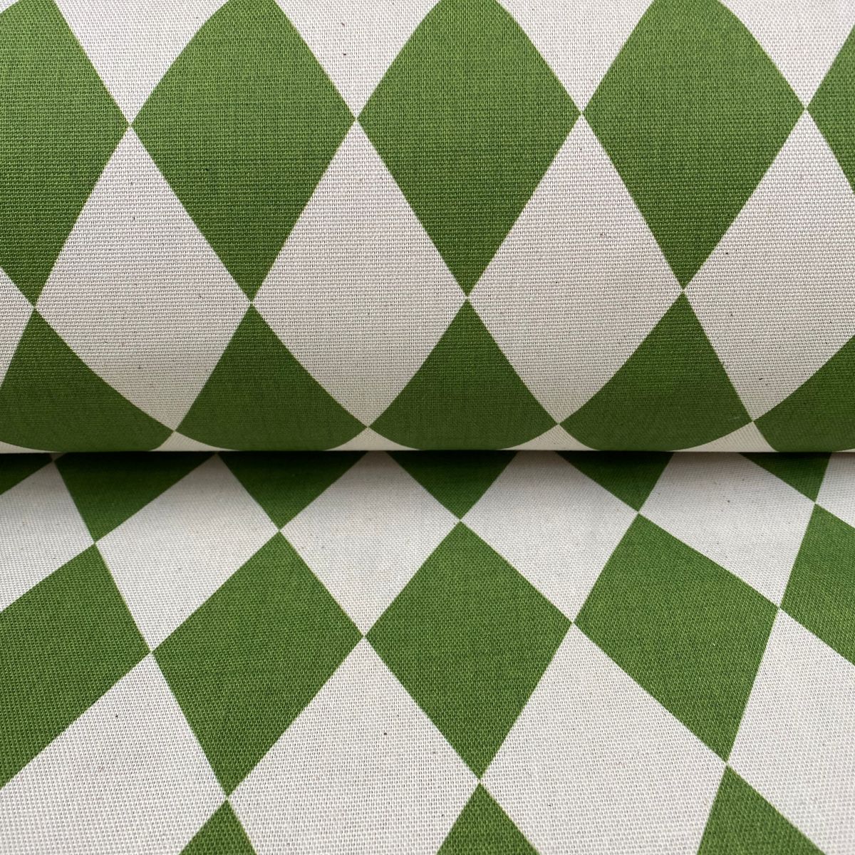 Harlequinade - Green - Image 3
