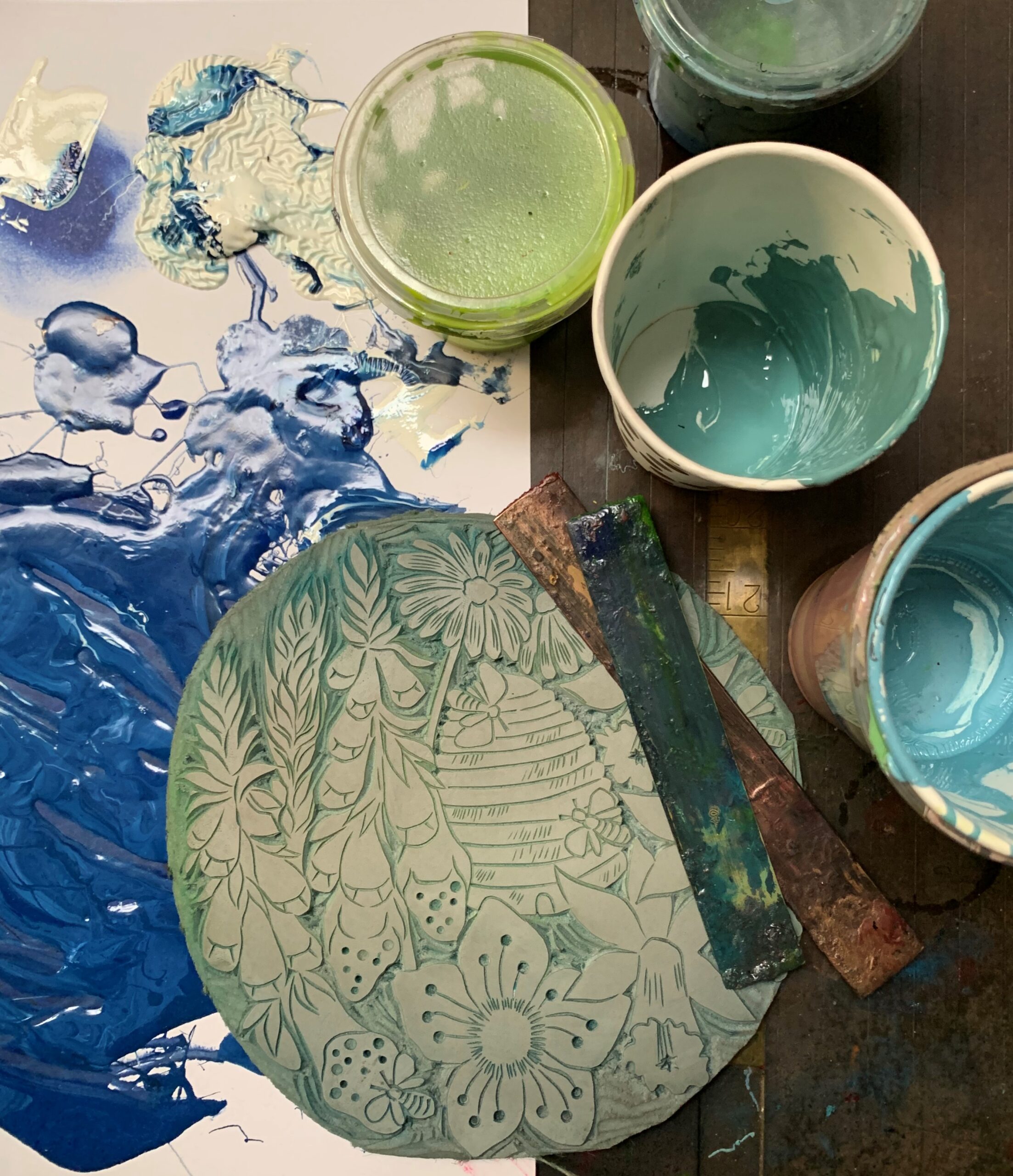 colour pots