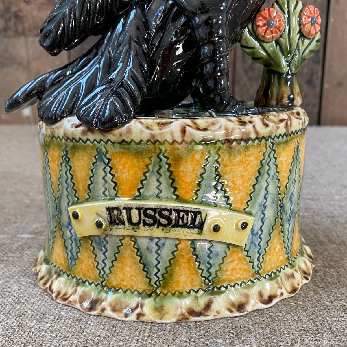 Paul Young Slipware Russel Crow - Image 3