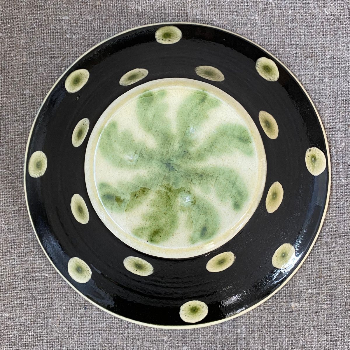 Paul Young Slipware Large Spotty Pancheon PYSP - Image 3