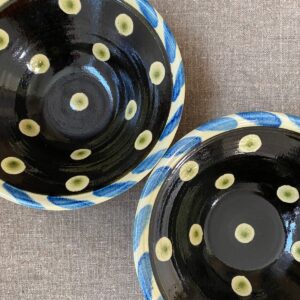 Paul Young Slipware Large Spotty Pancheon PYSP - Image 4