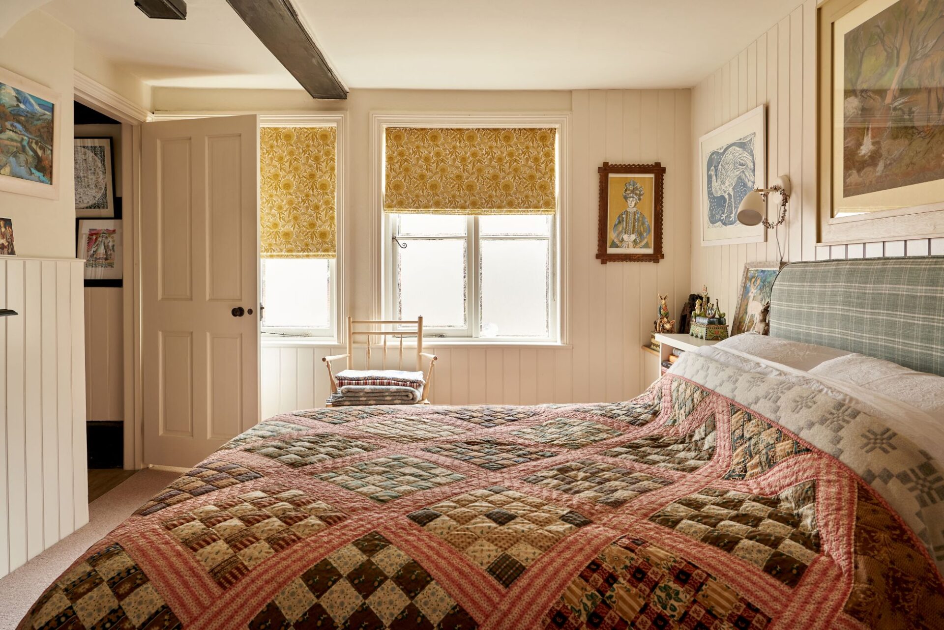 Cottage Roman Blinds