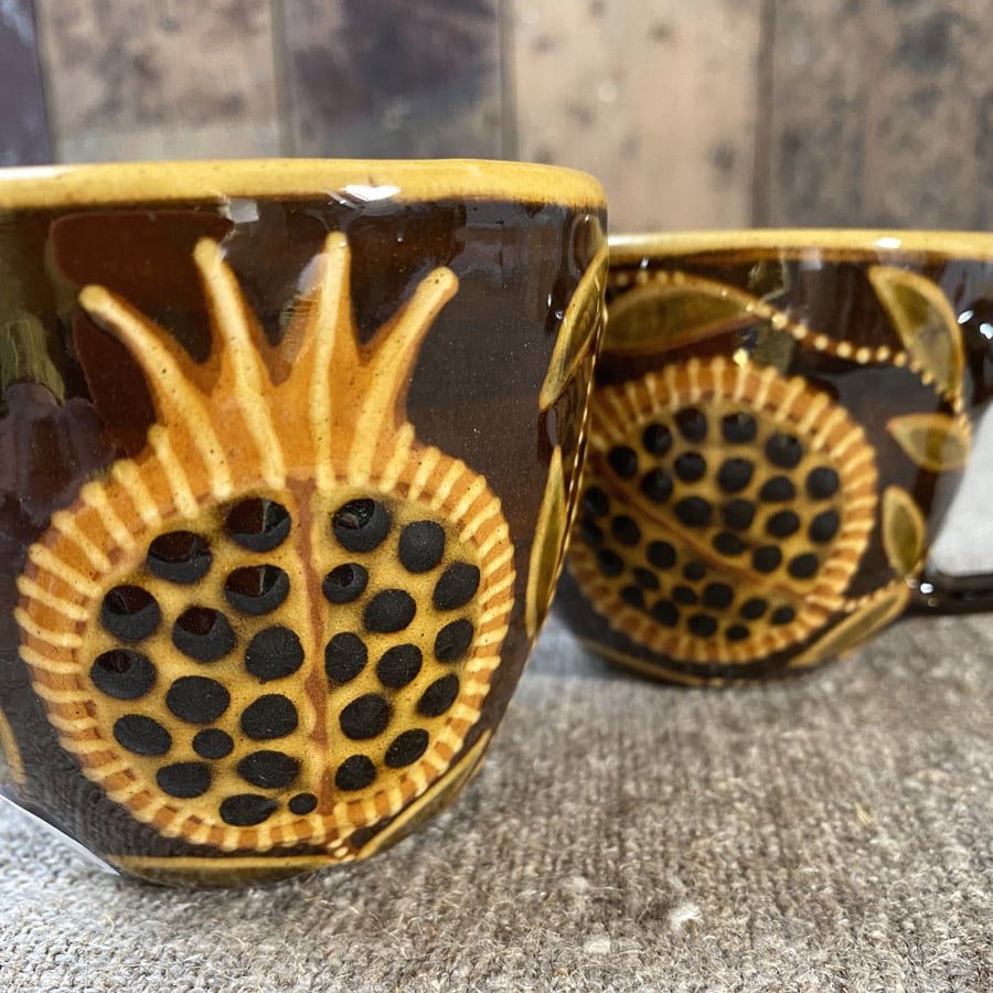 Carole Glover Slipware Mug CGMU - Image 2