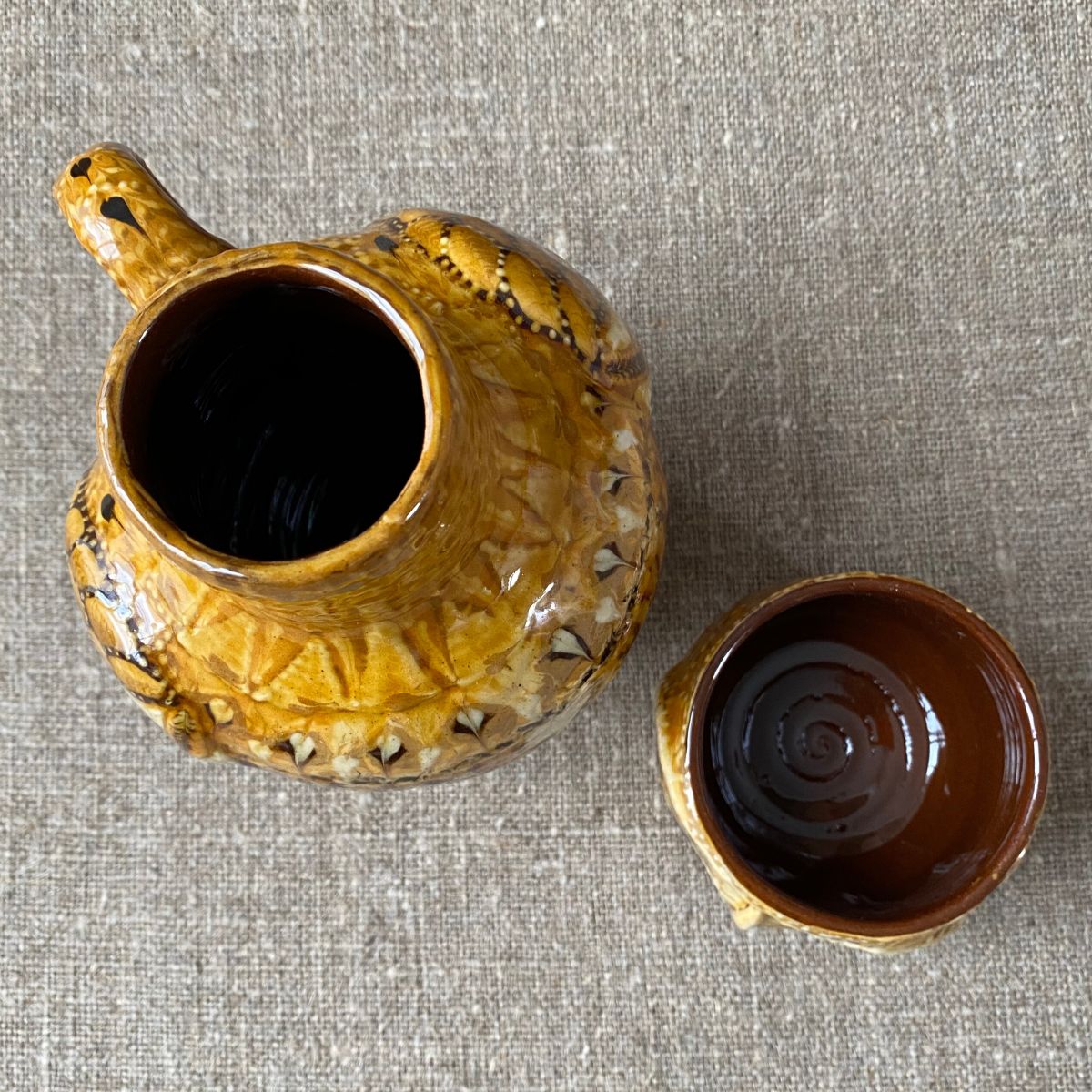 Carole Glover Ceramics Slipware Tinsmiths Ledbury