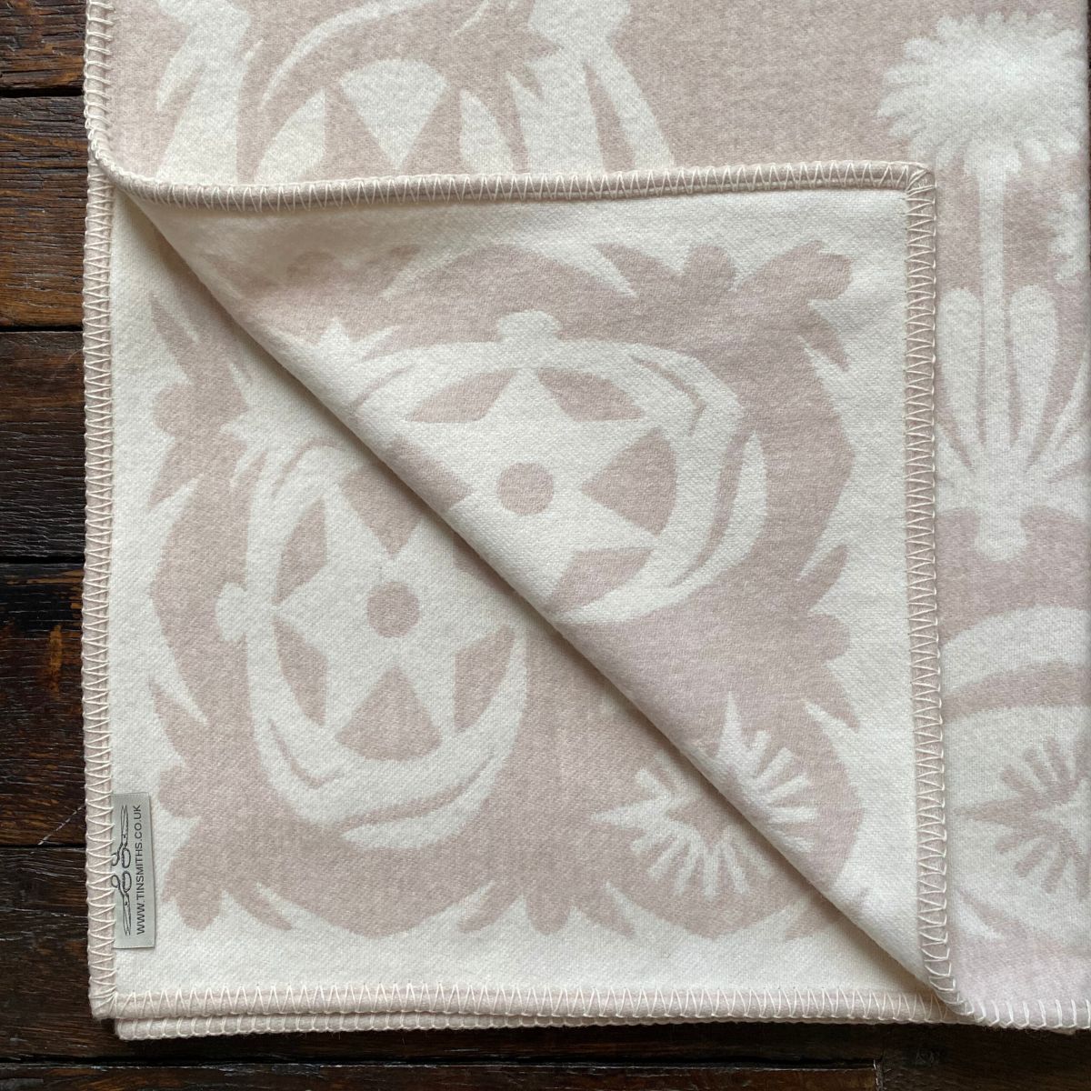 Papercut Flowers Wool Blanket Cream - Image 2