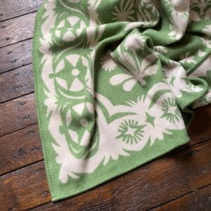 Papercut Flowers Wool Blanket Green - Image 5