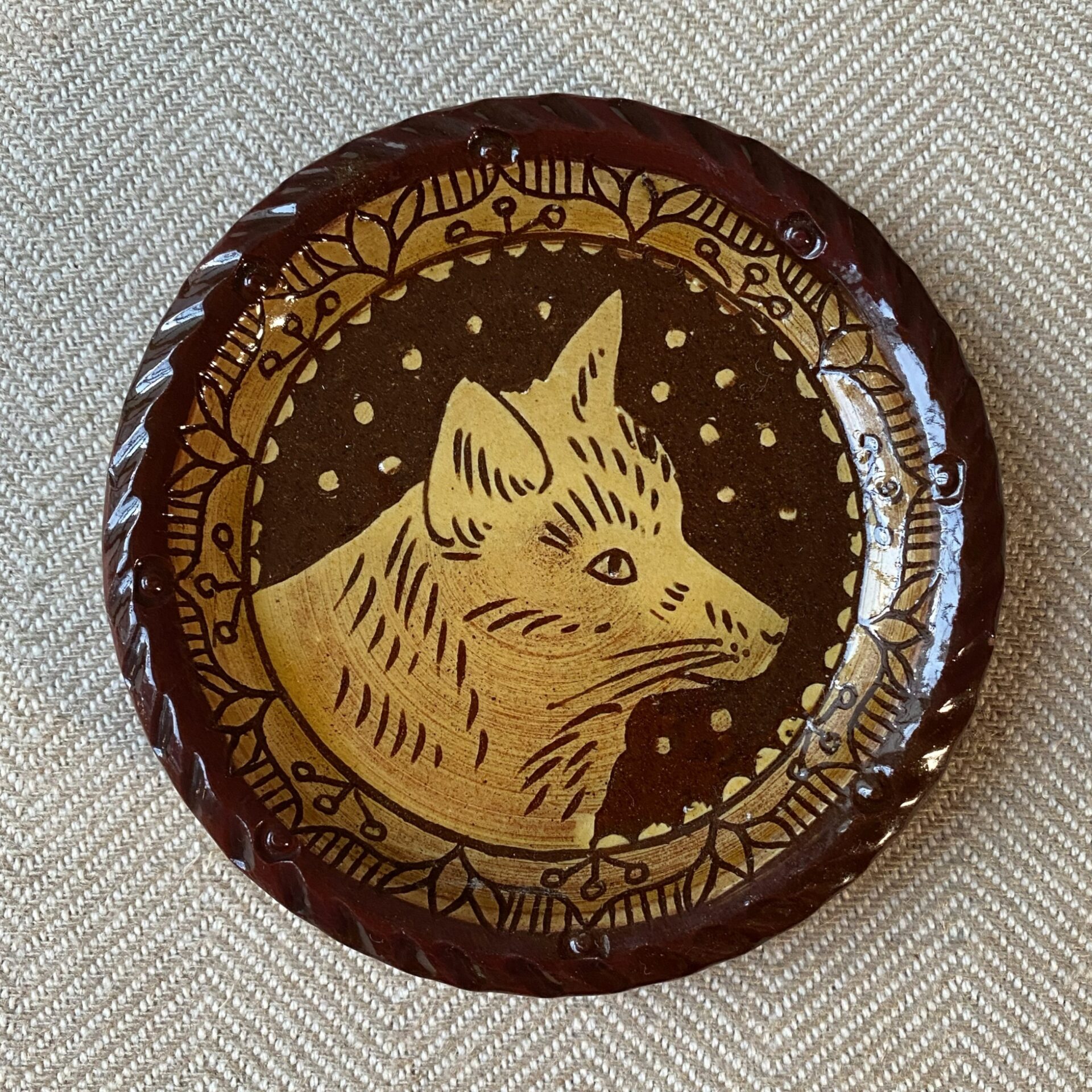 Katie B Morgan slipware dish for Tinsmiths Ledbury