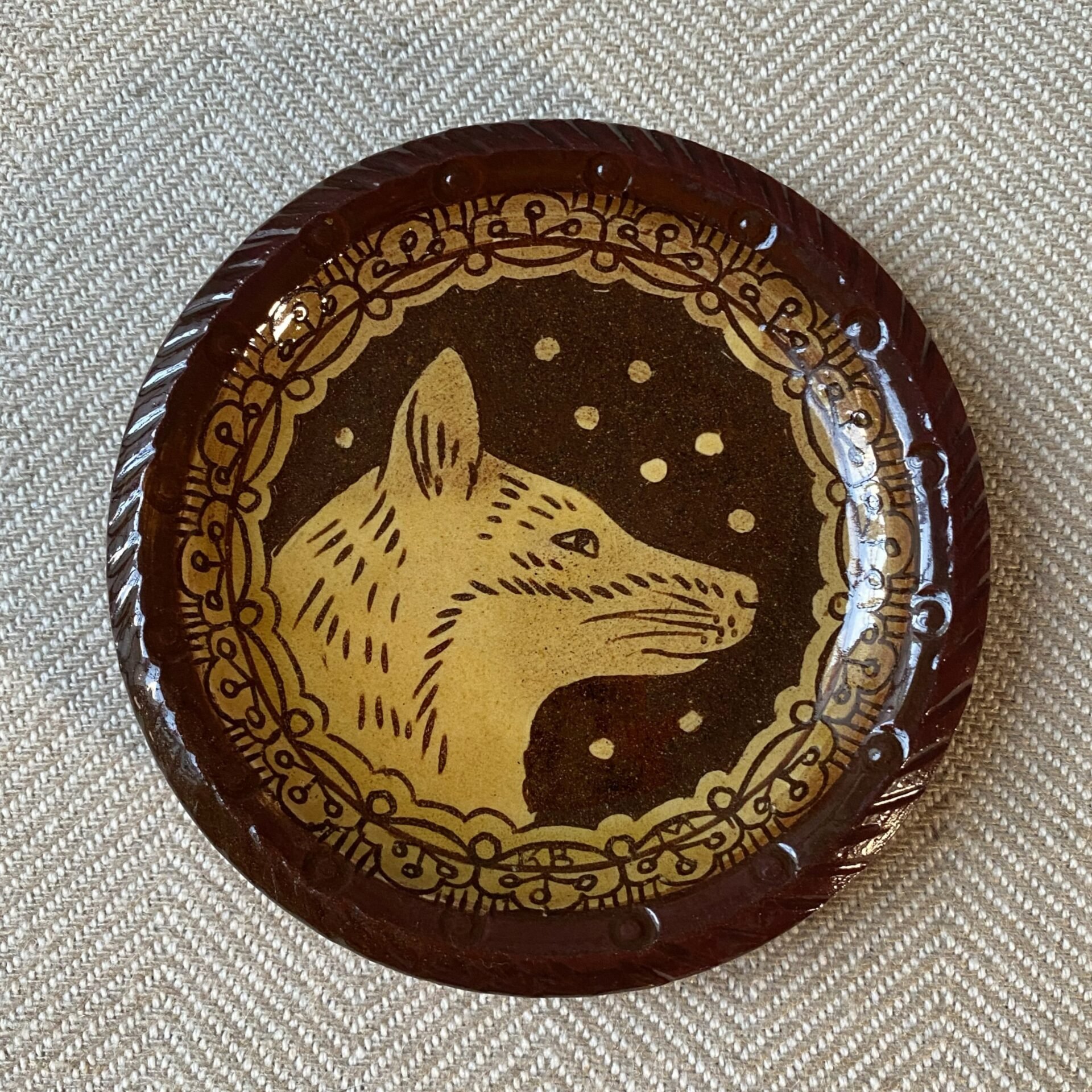 Katie B Morgan slipware dish for Tinsmiths Ledbury