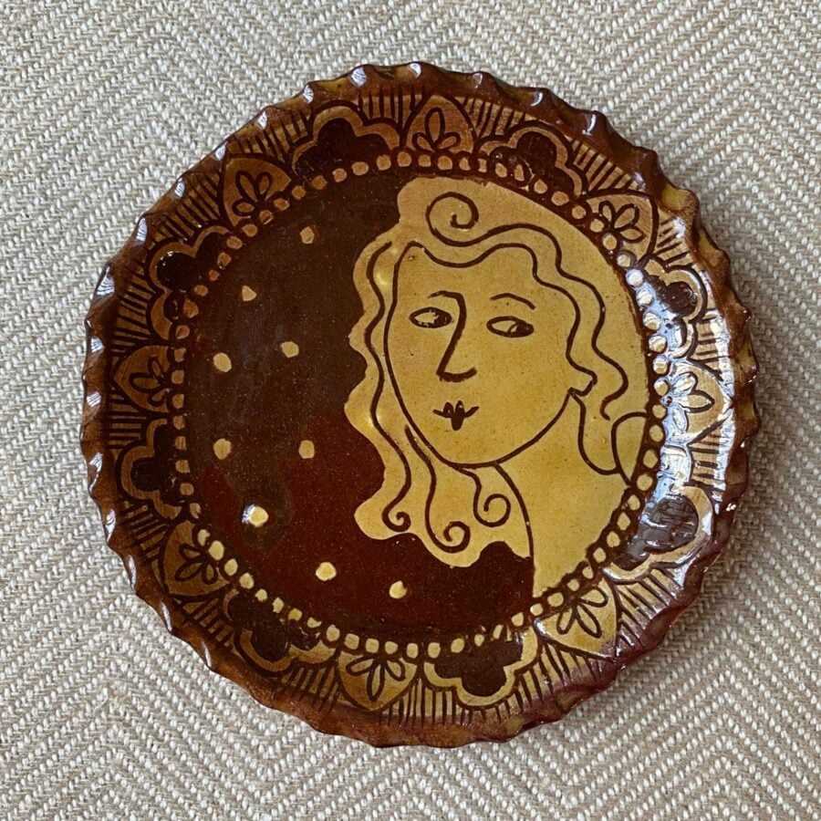 SORKD9 Katie Morgan Star Girl Katie B Morgan slipware dish for Tinsmiths Ledbury