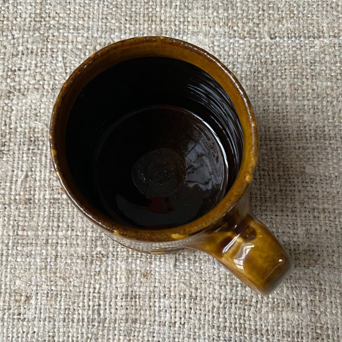 Erica Taylor Low Mug - Amber Wipe ETM5 - Image 2