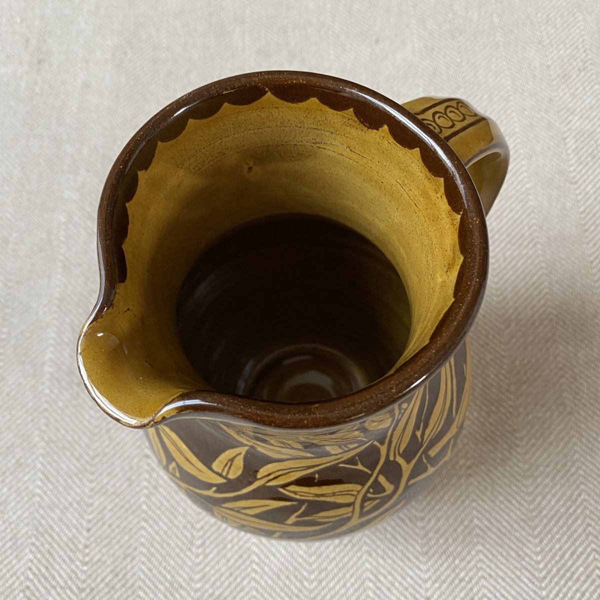 Katie B Morgan Slipware Jug KMSOR4 Willow Leaves - Image 7