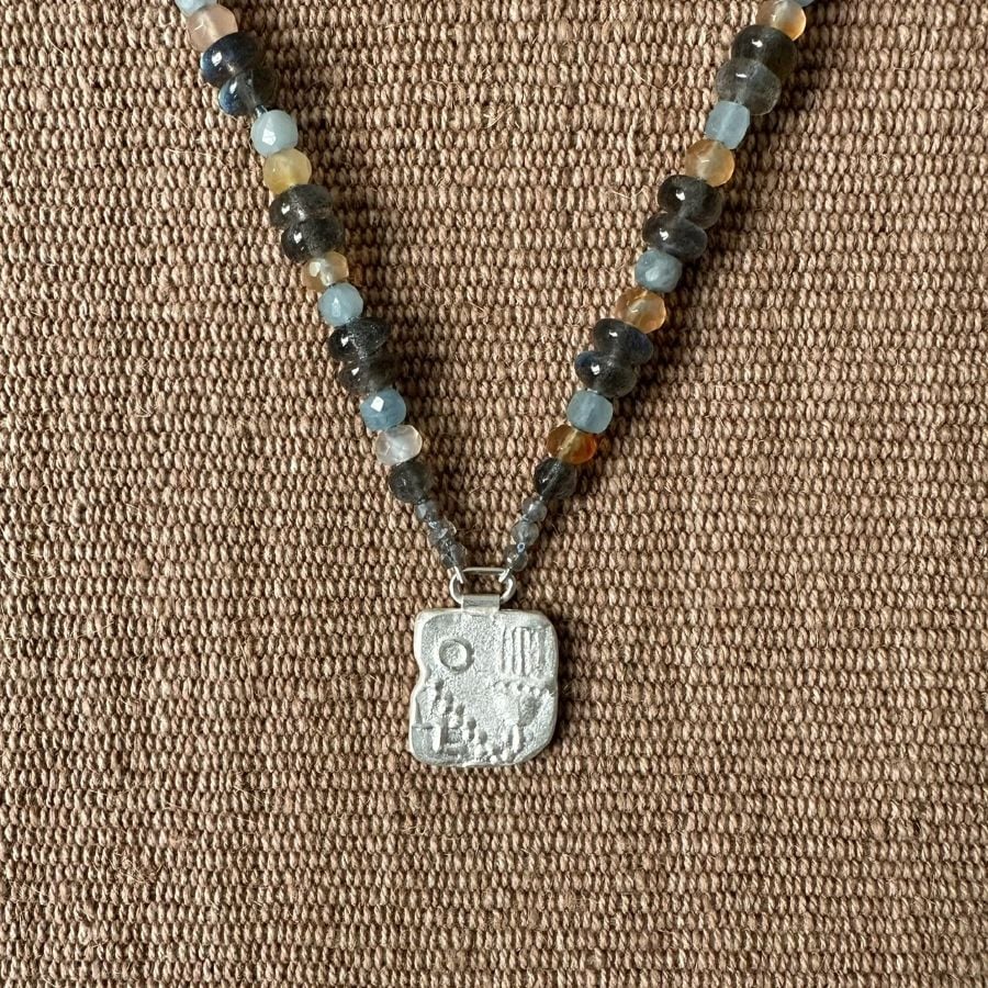 Carnelian & Aquamarine necklace with Silver Pendant M4