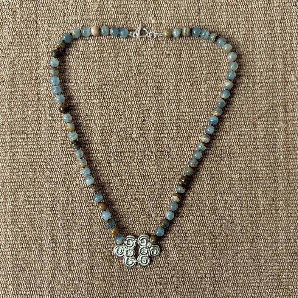 Silver Scroll Necklace with Marble beads M20 - Image 3